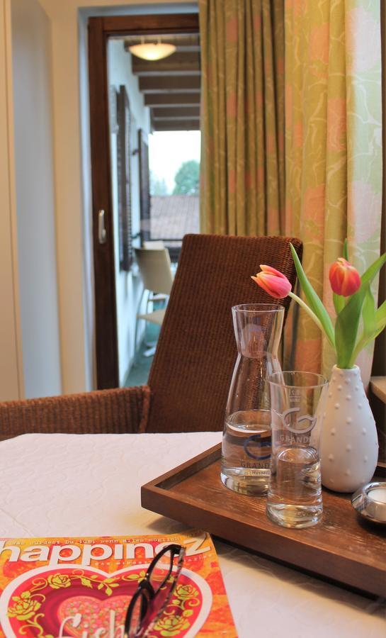 Gaestehaus Schmid Hotell Oberstaufen Exteriör bild