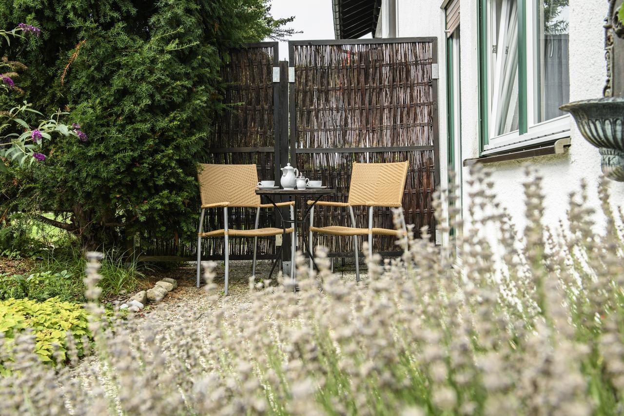 Gaestehaus Schmid Hotell Oberstaufen Exteriör bild