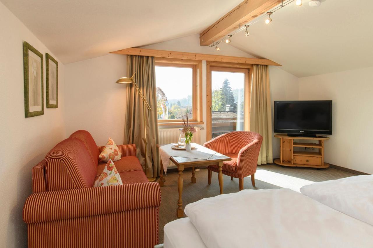 Gaestehaus Schmid Hotell Oberstaufen Exteriör bild